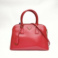 PRADA 紅色漆皮金扣tophandle貝殼包中號肩背包
