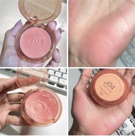 บลัชออนเนื้อโมจิ 4U2 รุ่นใหม่ J04 เนื้อโมจินุ่มละมุน เกลี่ยง่าย ติดทน มีชิมเมอร์วิ้งค์ ปัดแล้วแก้มฉ่