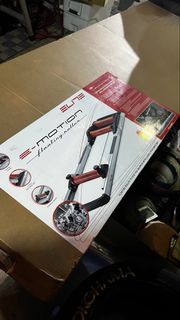 Elite e-motion 浮動滾筒訓練台 同全新冇分別