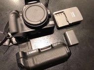 Canon EOS 400D + Battery Grip