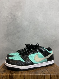 Nike SB Dunk Tiffany Sneakers Authentic 100%
