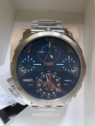 DIESEL  DZ7361大錶面鋼帶手錶