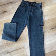 Belle boyfriend ripped jeans snow black Highwaisted HW loose celana hitam snow sobek samping kulot