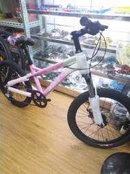 【中童單車】全新20吋鋁合金單車，避震前叉，碟刹，SHIMANO 7速，【深水埗門市easy bike依時單車店】