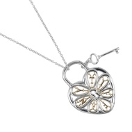 二手 Tiffany & Co. 鏤空心鑰匙項鍊，925 銀和 18k 玫瑰金材質，約 7.8 克，女士款。