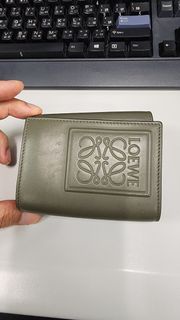 LOEWE 銀包
