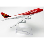 Avianca b747 aircraft model 16cm