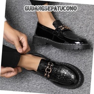 Men's Shoe Warehouse Hugo Docmart Soft Rubber Men's Shoes