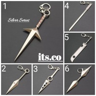 ADA!!! ZONIME Keychain Kunai Naruto Yamato Gantungan Kunci Pedang Sasuke Zabuza Miniatur Action Figu