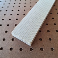 1/2" x 1 1/4" (10mm x 32mm) Clean Cut Pine Wood (SHORT)
