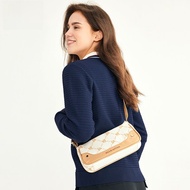 ELLE Active | กระเป๋าสะพายข้างผู้หญิง ELLE Active กระเป๋าสะพายข้างใต้วงแขนลายดอกไม้สีตัดกัน กระเป๋าส