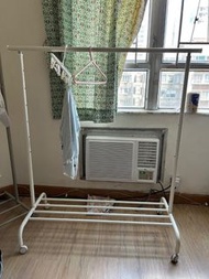 IKEA金屬移動式掛衣架連底層置物架