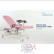 paramount bed electric gyn examination table / bed paramount gyn