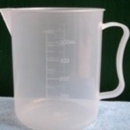 Thickened 500ml Plastic Measuring Cup Baking Dedicated Handle Not Easy To Break 500ml Laboratory Use