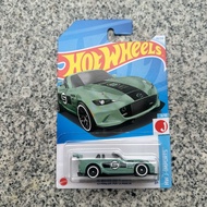 Hotwheels Mazda Miata MX-5 เปิดประทุน