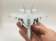 《模王 現貨》EA-18G EA18G F18 超級大黃蜂  比例 1/100  飛機 戰鬥機 完成品 2018