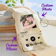 1pc Customized Music Song Code Keychain With Photo, Personalized Acrylic Photo Keychain, Scannable C