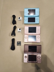 NDS NDSL NDSi 2DS 3DS Gameboy 任天堂 + R4卡 充電 + 全正常 原裝 超級新淨 合有要求人士  唔啱粗玩