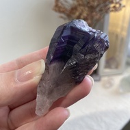 Purple Head White Crystal Raw Ore K 40.4g 21B18001K