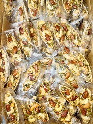 Bánh thuyền mix hạt dinh dưỡng - Granola thuyền - rong biển kẹp hạt- 500GR 1 ký