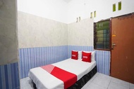 OYO Life 93061 Kost Vicky Syariah