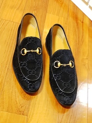GUCCI MEN LOAFER SIZE 42