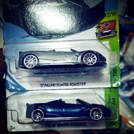 17 pagani huayra roadster