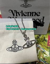 (有現貨！不用提問🙏🏻) 經典款 Vivienne Westwood MAYFAIR Pendant 水鑽窩釘土星 LOGO 頸鍊 頸鏈 項鍊 項鏈 (保証正貨及全新) 女裝 銀色