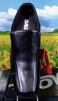 Baoji รองเท้าหนังทรงคัชชู หัวแหลม รุ่นใหม่ ของแท้ 100% รุ่นBJ 3385 สีดำ ไซส์ 39-45