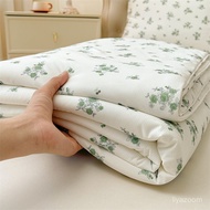 Taiwan Ready Stock 2025a Class Small Fresh Knitted Ice Skin Cool Feeling Silk Summer Quilt Flower La