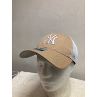 47 MVP Trucker NY Yankees Camel Cap