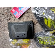 Suzuki trs GP carburetor cover rubber