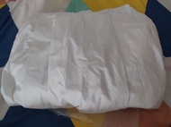 筲箕灣官立中學校服裙