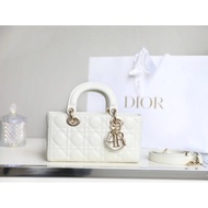 D Bag Dior LadyD-Joy Horizontal Dior Bag Rattan Patent Leather Sheepskin Style Dior Dior Portable Sh