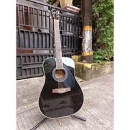 Yamaha F310 jumbo black acoustic guitar