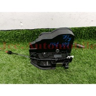 BMW 740i E65 INNER DOOR LOCK (R/RH) [C-3-3]