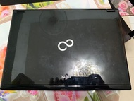 二手FUJITSU富士通 LifeBook SH760 2.6GHz i7 四核 Nvidia 獨立顯示卡 手提電腦