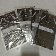 Manjun Onigiri Triangle Sushi Nori Halal