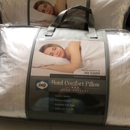 Sealy hotel comfort pillow 枕頭