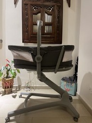 Chicco Baby Hug 4-in-1 Air Bassinet
