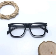 David Beckham sports glasses with normal bluechromic lenses, minus clynder frame 7000