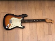Fender Road Worn ‘60s Stratocaster 3-Color Sunburst Olympic White 2016 Mexico