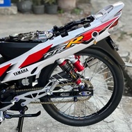 MERAH Yamaha F1ZR Ardath 2002 Striping Pointed 2002 Red White Standard Strip Sticker F1ZR 2002 Red W