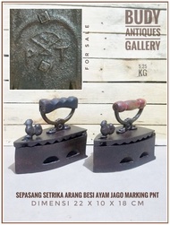 UI827 Sepasang Setrika Arang Besi Ayam Jago Marking PNT