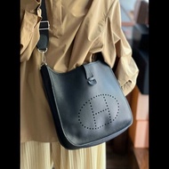 Hermes愛馬仕Evelyne33 伊芙琳黑色銀扣 金剛色 男女通用