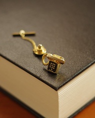 老雜貨老又好古董珠寶 Vintage 金色電話領帶針 W103