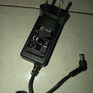 14v 1.7a adapter