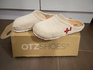 OTZ-300GMS涼鞋 全新 $180