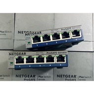 Netgear / GS105E 5-Port Network Switch with Management, Split Vlan
