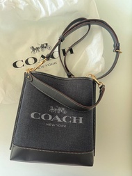 COACH Mollie Bucket Bag In Denim 牛仔布水桶包